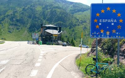 🚴♂️ Los mejores destinos de cicloturismo en España: de Mallorca a la Costa Blanca 🌞🚵♀️